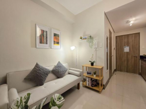 1BR Unit Condotel w Balcony FAME Residences #FM64